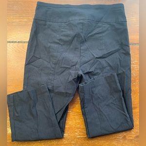 TRIBAL Capris Size 12- Stretchy